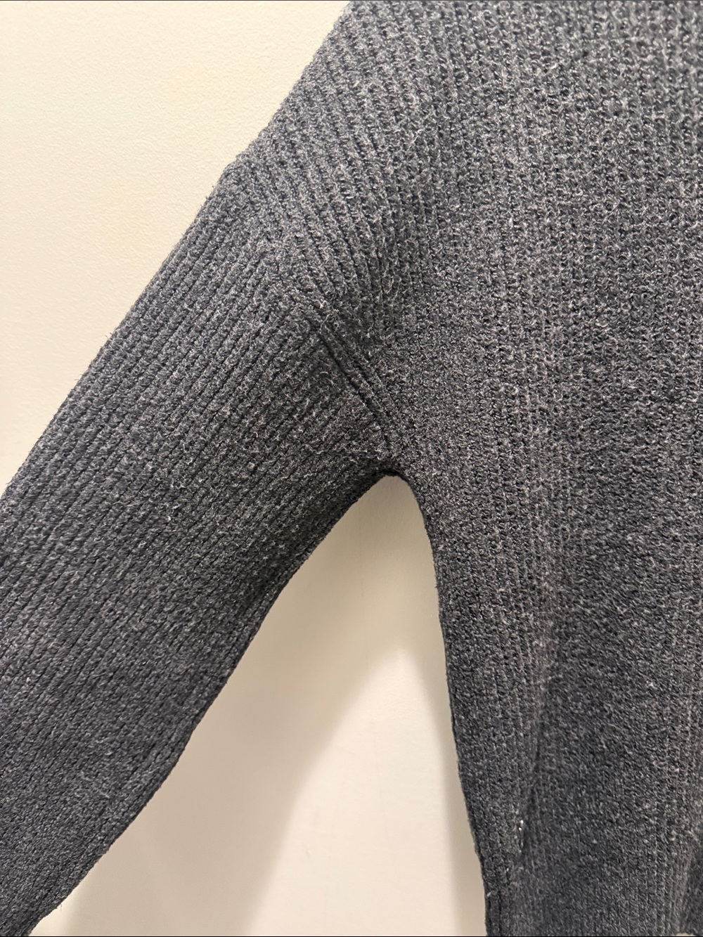 Kit and Ace grey sweater in size small - Picture 6 of 8